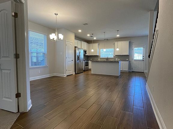 3rd image of 13158 Beals Cir