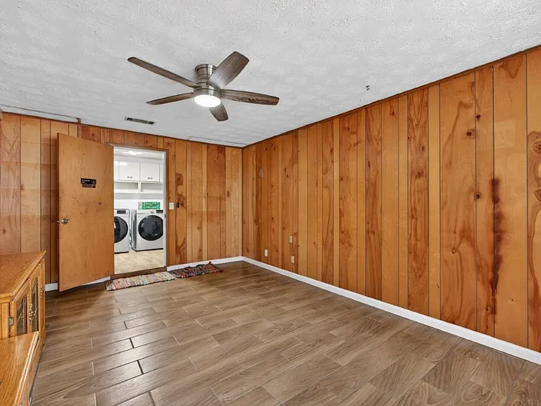3627 County Road 218 — Photo 31