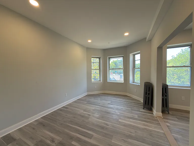 74 Kirkland St #31 — Photo 5