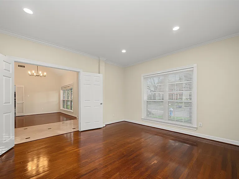 14135 Swallowfield Dr — Photo 9