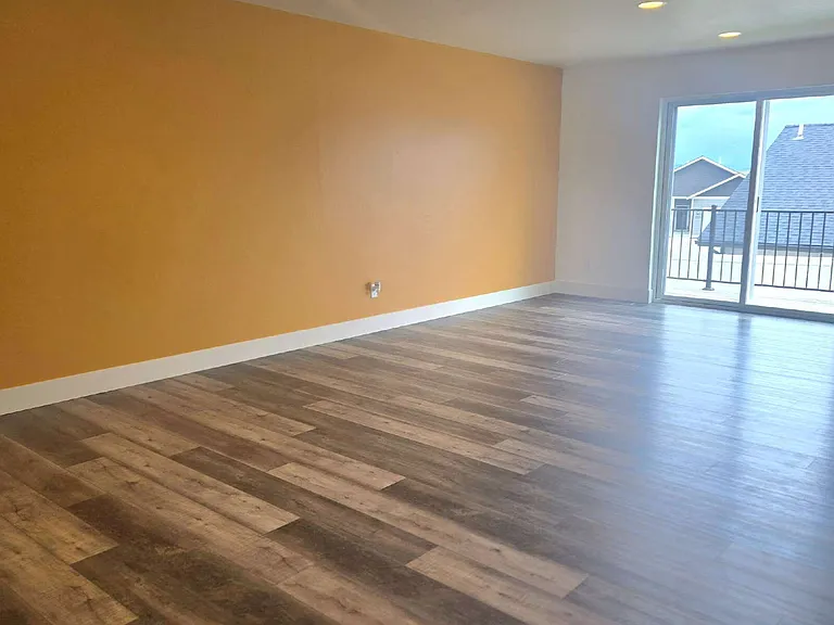 327 Mountain Vista Way — Photo 2
