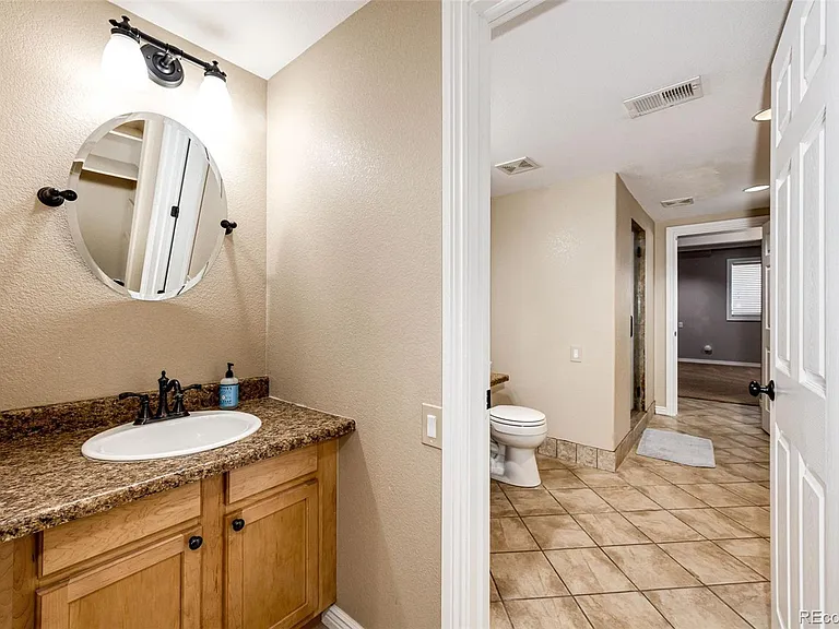 7194 Tenby Way — Photo 32