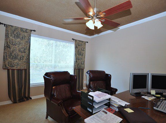 2nd image of 13806 Riverton Manor Ct