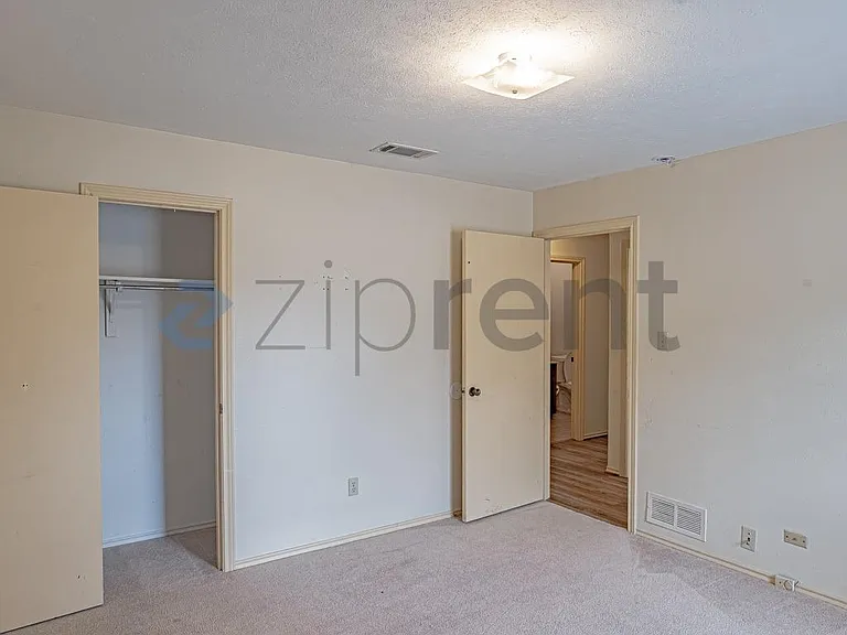 10 Cypress Ct — Photo 15