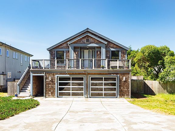 2nd image of 221 Oceana Drive