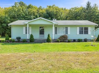 224 Palms Rd, Wales, MI 48027