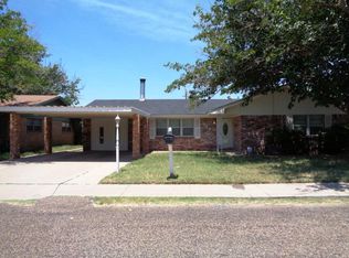 313 E 20th St, Crane, TX 79731