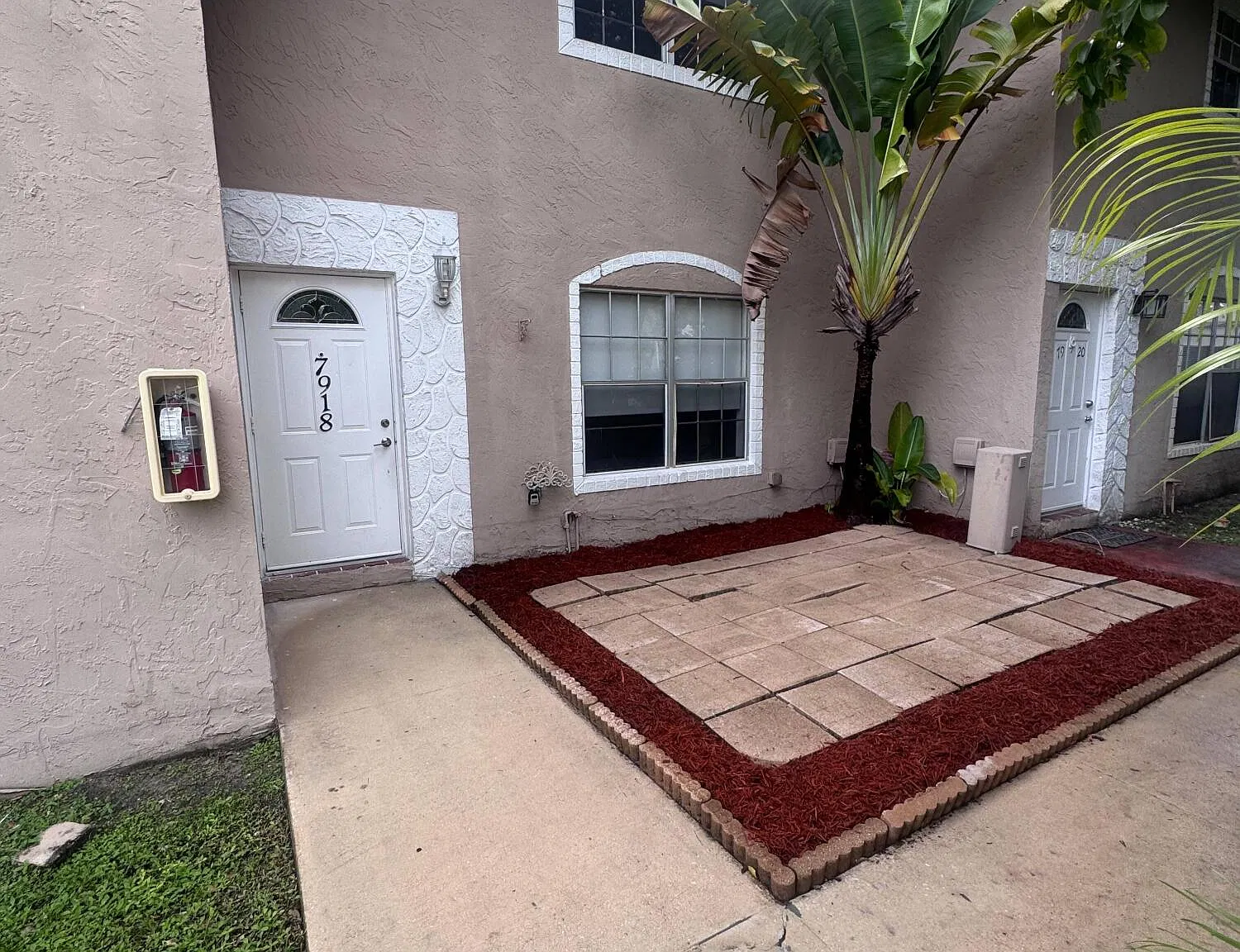 2 bed, 2.0 bath, 1108 sqft, $2,290 — Photo 4