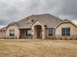 8260 Stonewall Dr, Waxahachie, TX 75167