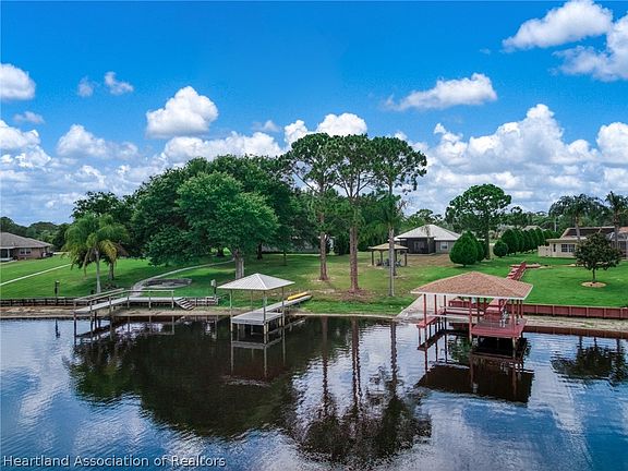 5th image of 793 Lake August Dr