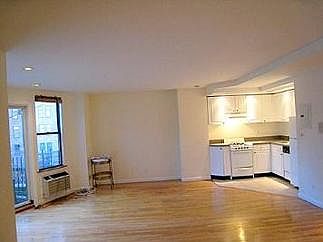 2nd image of 256 10th Ave APT 4