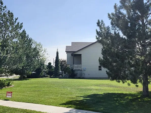 1367 N Drystone Dr, Idaho Falls, ID 83401