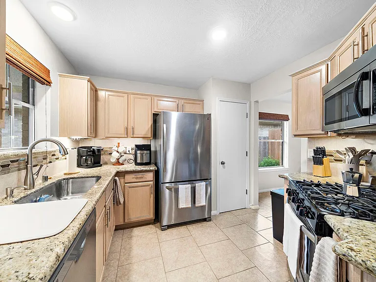 12026 Westwold Dr — Photo 7