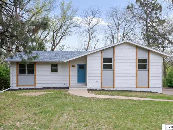 7847 N 54th Ave, Omaha, NE 68152