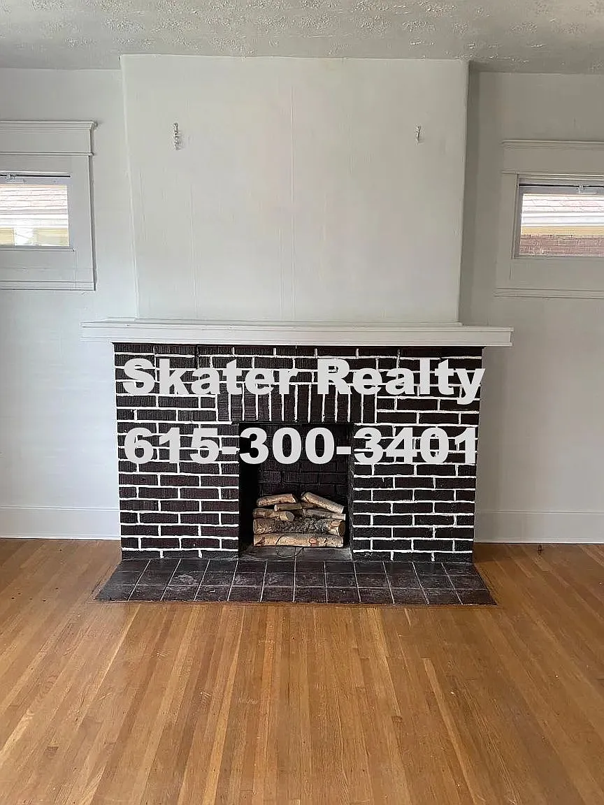 2 bed, 1.0 bath, 975 sqft, $1,075 — Photo 2