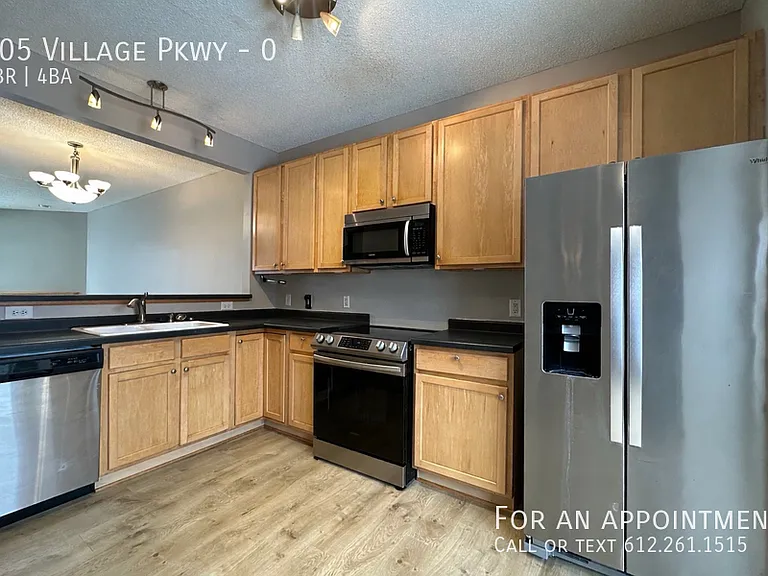 405 Village Pkwy #0 — Photo 8