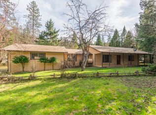 376 Mountain View Dr, Lewiston, CA 96052