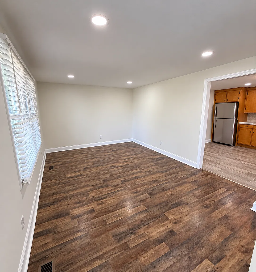 2 bed, 1200 sqft, $1,600 — Photo 3