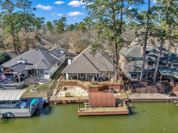 12407 Browning Dr, Montgomery, TX 77356