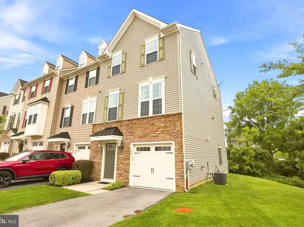 130 Cricket Dr, Malvern, PA 19355