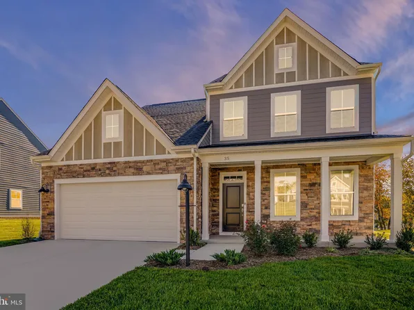 35 N Windsong Ct, Fishersville, VA 22939