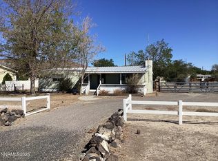 1415 Lahonton Dr, Silver Springs, NV