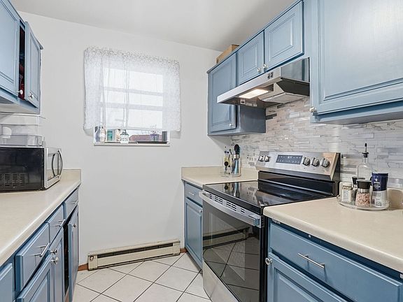 2nd image of 1367 N Winslowe Dr Unit 204