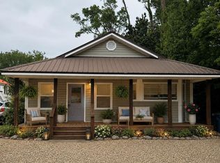 255 The Prado, Apalachicola, FL 32320