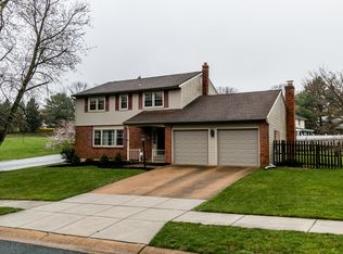 2 Holt Rd, Newark, DE 19711