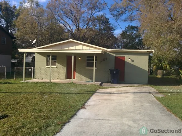 1709 W Comanche Ave, Tampa, FL 33603