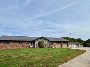 8470 State Route 821, Whipple, OH 45788