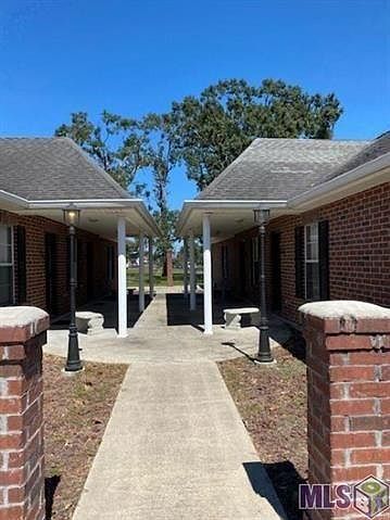 1st image of 102 Louisa Dr
