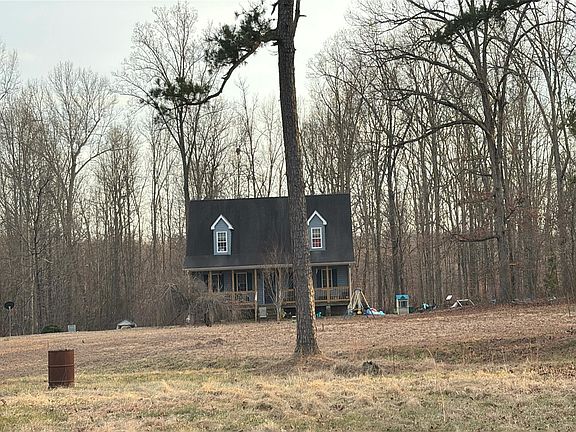 2nd image of 2299 Horseshoe Farm Rd