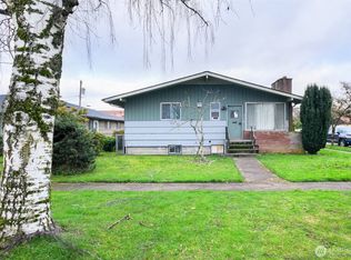 1704 10th Ave, Longview, WA 98632