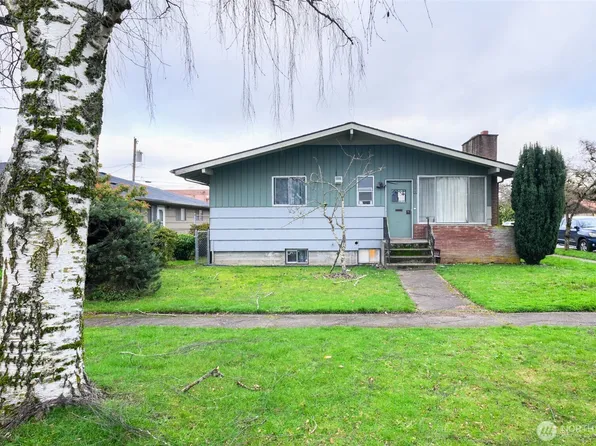 1704 10th Avenue, Longview, WA 98632