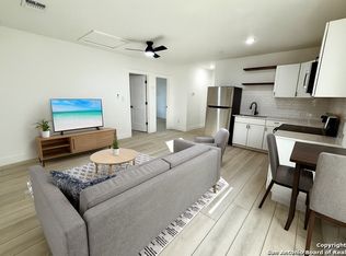 2204 W San Antonio St APT 5, New Braunfels, TX 78130