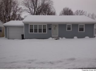1409 Lakelawn Dr, Jacksonville, IL 62650