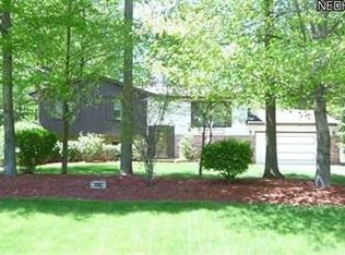 8762 N Melody Ln, Macedonia, OH 44056