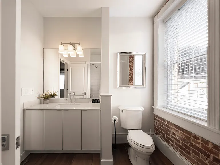 536 Fleming St #2 — Photo 8