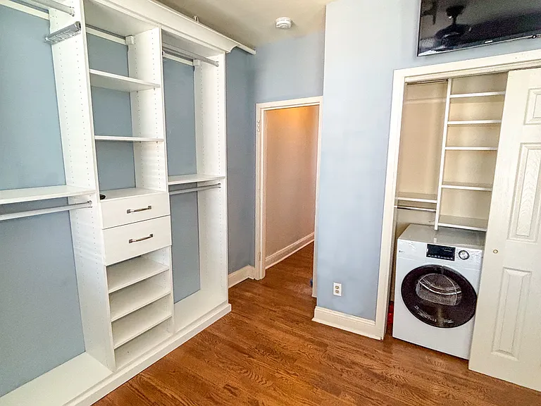 235 Monroe St #7 — Photo 10