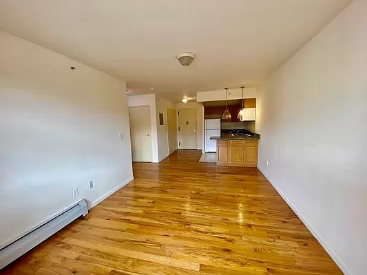 4th image of 37-14 32nd St #508