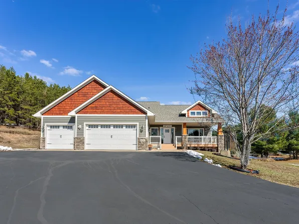 676 Packer Dr, Hudson, WI 54016