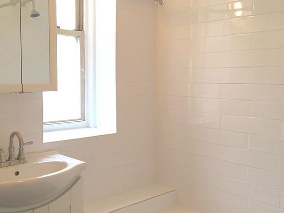 5th image of 540 W 180th St APT 3