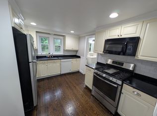 123 E Water St, Taunton, MA 02780