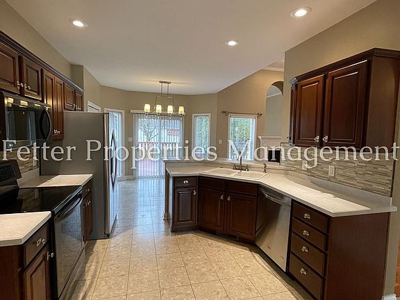 5th image of 5746 Winnett Dr
