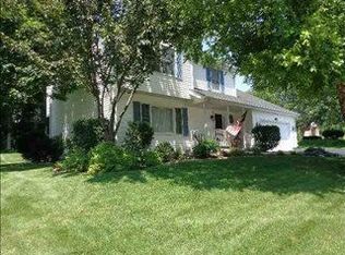 1855 Highridge Rd, Rockford, IL 61108