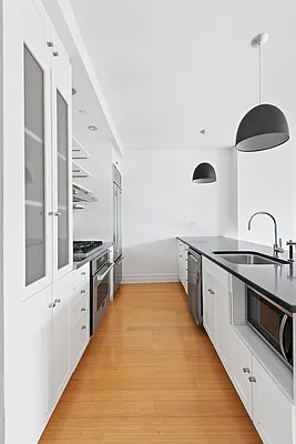 Rented by Compass | media 13