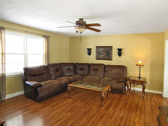 2nd image of 2008 Steven Dr