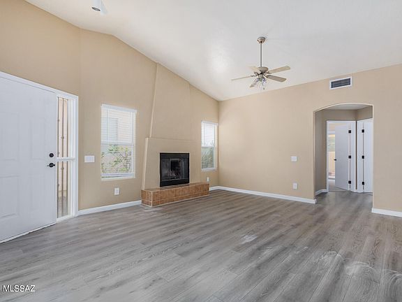 3rd image of 3409 W Millwheel Ln