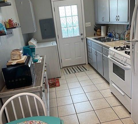 5th image of 2941 Baybrook St